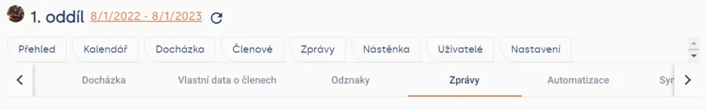 Menu oddílu a podmenu nastavení se zvýrazněnou kartou „Zprávy“ vedle karet „Odznaky“ a „Automatizace“